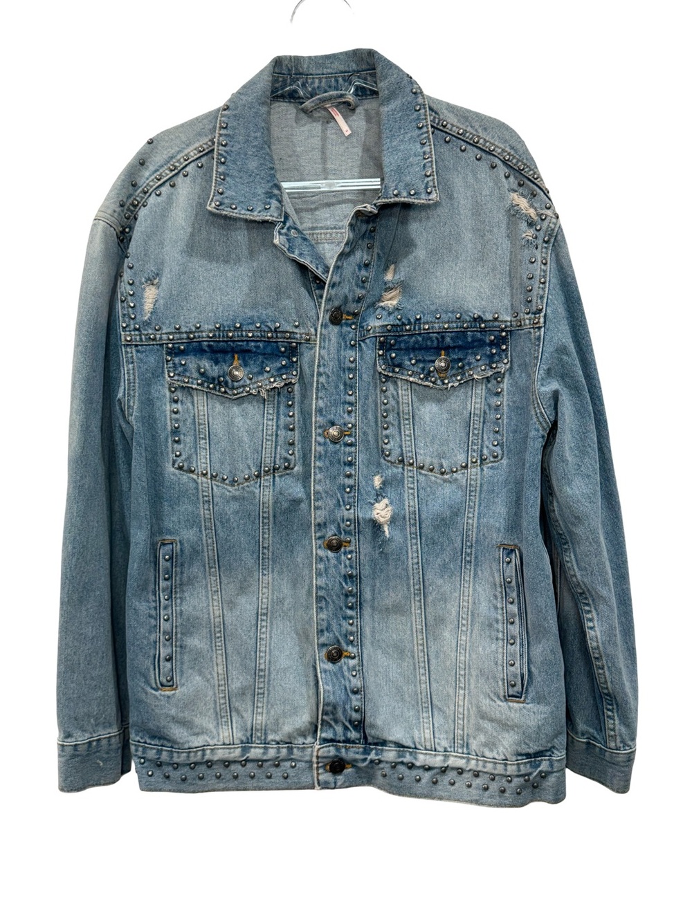 🔘👖 *RARE* Free People Studded Distressed embellished, Jean/denim‎ jacket 🔘👖